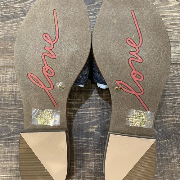 ED Ellen Degeneres Solay Slide Sandal - Picture 5 of 10